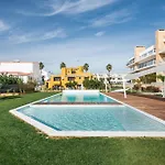 Lovely Modern With Pool Albufeira