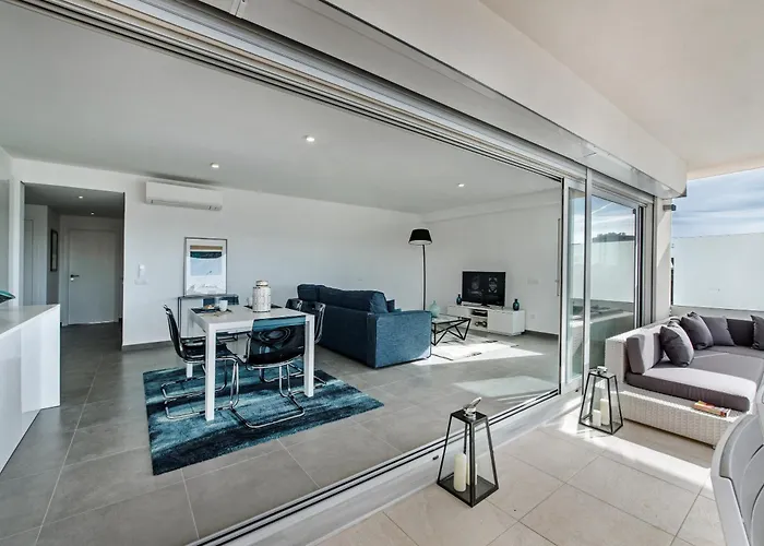 Lovely Modern With Pool Apartamento Albufeira