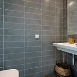Appartement Lovely Modern With Pool *