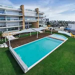 Lejlighed Lovely Modern With Pool *