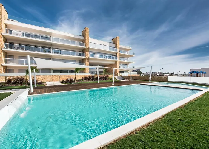 Апартаменти Lovely Modern With Pool *