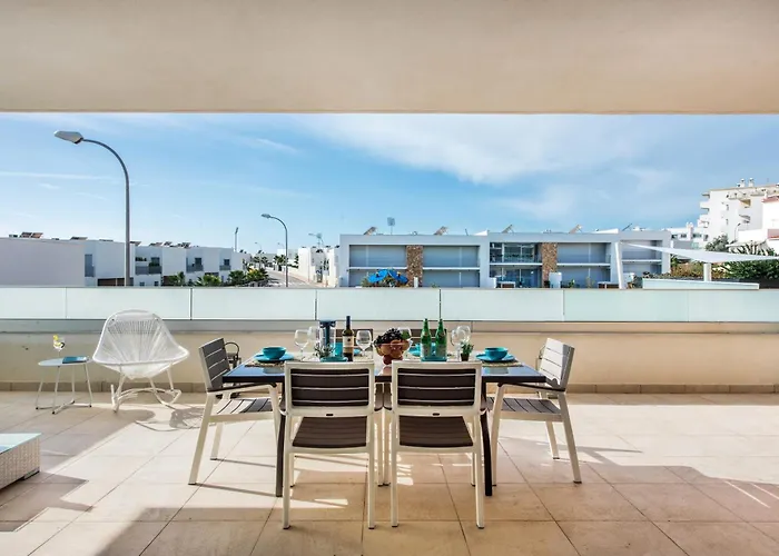 Appartement Lovely Modern With Pool Albufeira