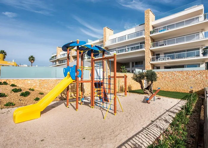 Lovely Modern With Pool * 阿尔布费拉